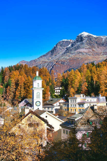 Sils Maria-dorp in de Engadin-vallei in de buurt van Sankt Moritz Sxizzera