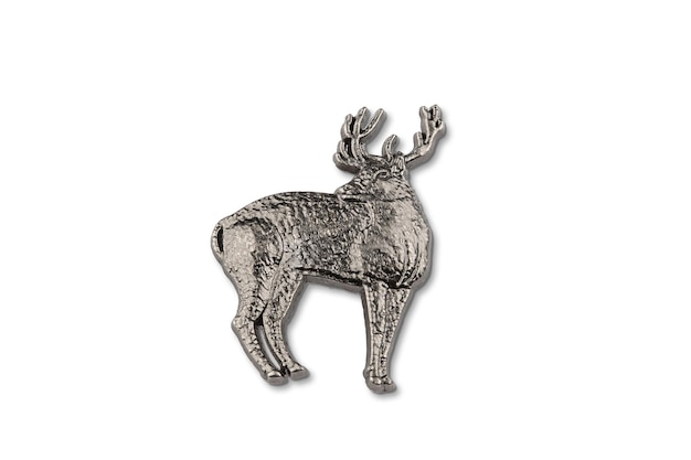 A silver deer pin with a silver deer on it.