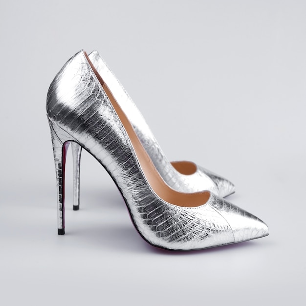 Silver high heels pump shoes