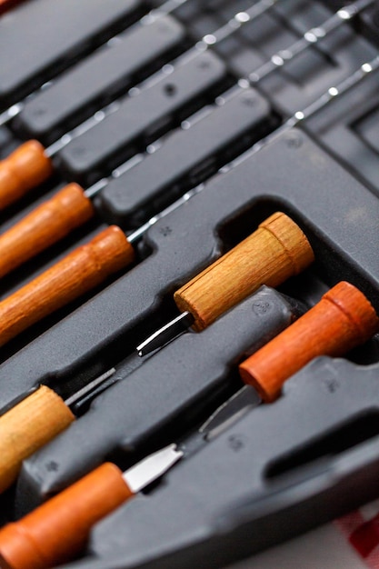 Simple BBQ cooking set in plastic case.