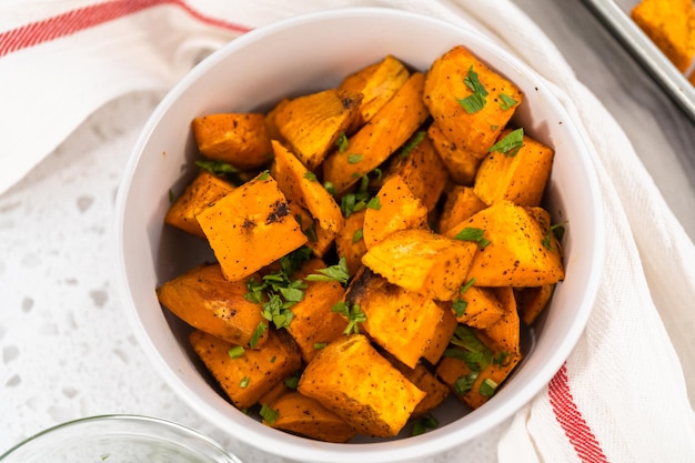 Photo simple roasted sweet potatoes