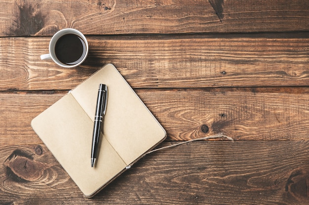 Photo simple work place. wooden office desk table background