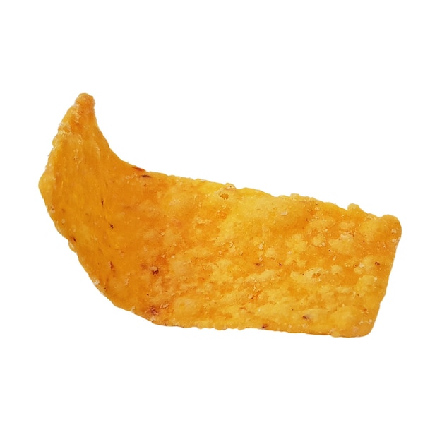 Single corn chip nacho's geïsoleerd op witte achtergrond Close-up weergave textuur