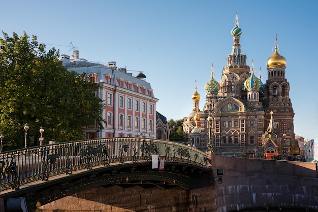 Sint-Petersburg Rusland Uitzicht op de stad met de beroemde kerk Verlosser op het vergoten bloed