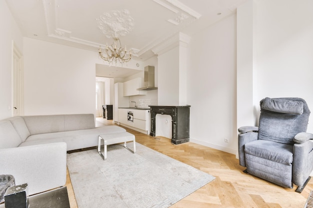 Sitting room and kitchen corridor