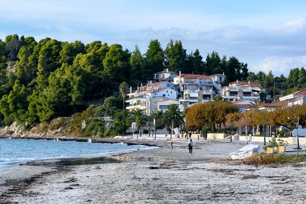 Siviri zee en strand in Chalkidiki, Griekenland