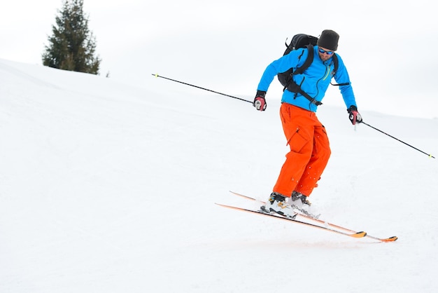 Skier jump downhill