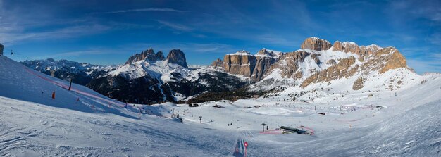 Skigebied in de Dolomiten, Italië