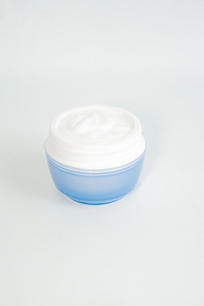 Photo skincare cosmetics packaging whitening serum night cream day cream