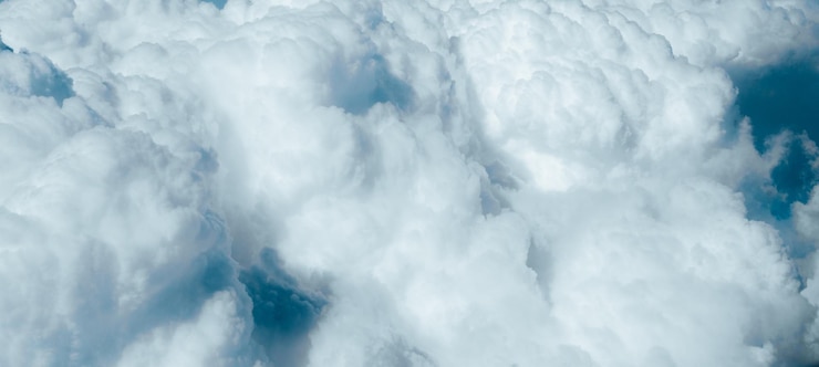 Photo sky clouds scenery amazing nature scenery nice aurora beauty