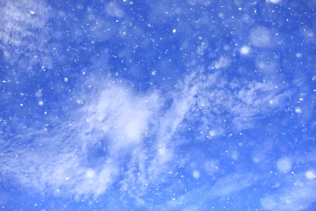 空雪背景雲/抽象的な背景灰色の冬の空、天気降雪