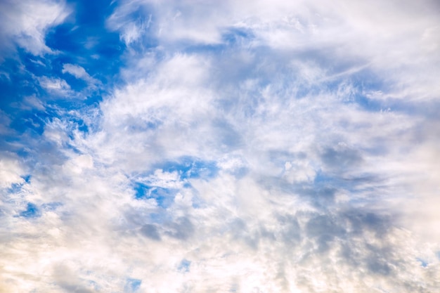 雲と空