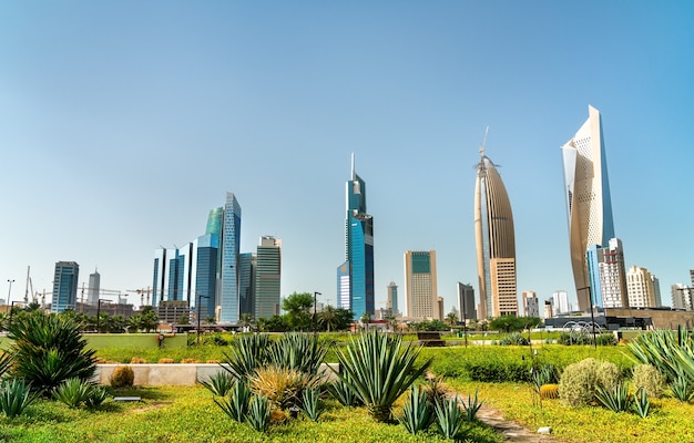 Фото Горизонт кувейта в парке аль-шахид