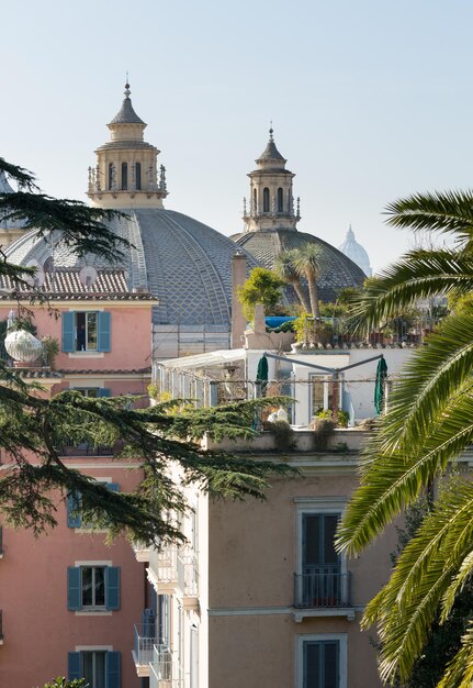 Skyline van Rome richting Piazza del Popolo