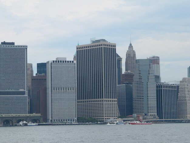 Photo skyscrapers against sky