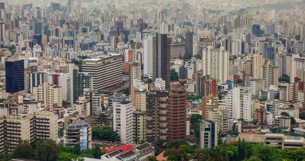 Photo skyscrapers of big metropolis belo horizonte city mg brazil aerial view