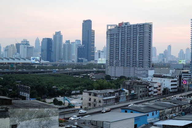 Небоскребы в городе