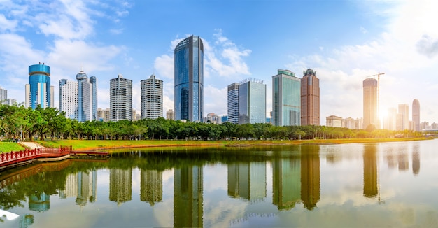 Grattacieli nell'isola di hainan, cina