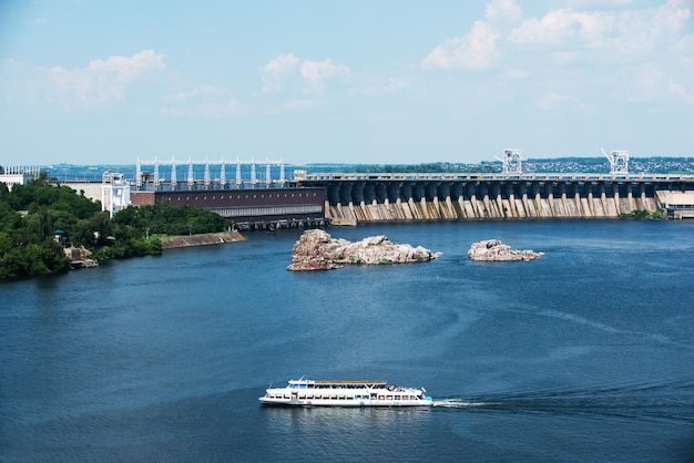 Sland Khortytsya Zaporozhye op waterkrachtcentrale aan de rivier de Dnjepr in Oekraïne