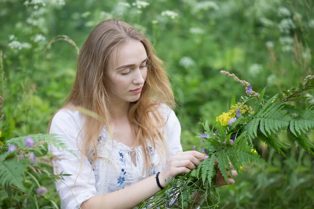 Slavische zomervakantie Wit-Russische of Oekraïense vrouw