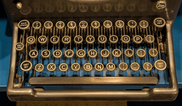 Sleutels van oude mechanische typemachine