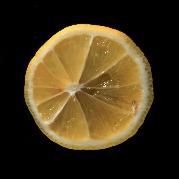 a slice of lemon