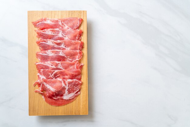 sliced collar pork raw