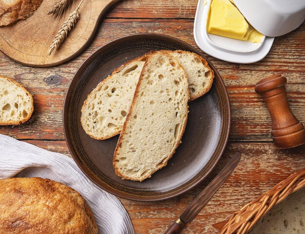 Photo sliced homemade bread