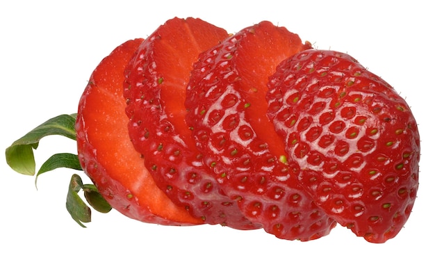 Photo sliced ripe red strawberries on isolated background
