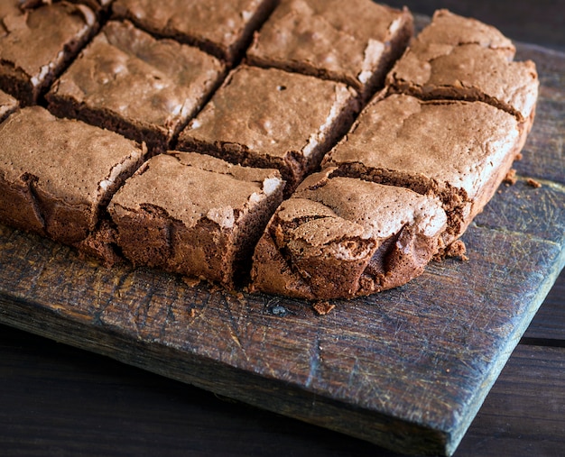 Sliced square pieces of chocolate cake 