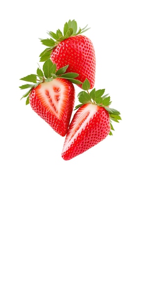 흰색 배경에 얇게 썬 딸기 Generative AI