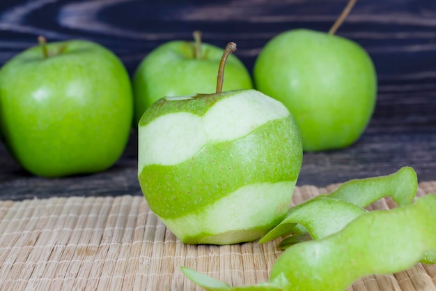 Slicing apples while cooking apples