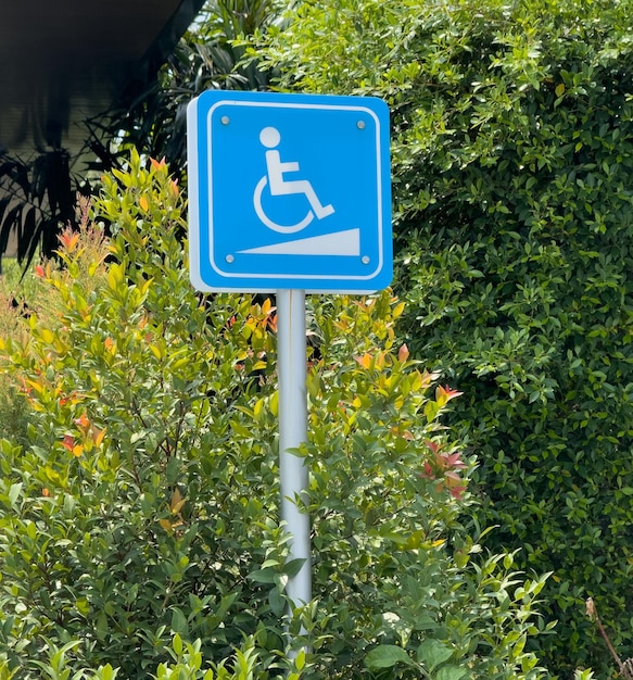 Photo slope sign for the disabled