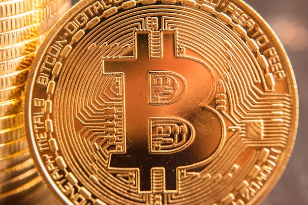 Sluit omhoog van bitcoins achtergrond