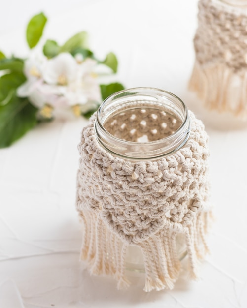 Piccolo vaso di vetro portacandele con copertura in macramè stile boho decorazioni per la casa bohémien matrimonio