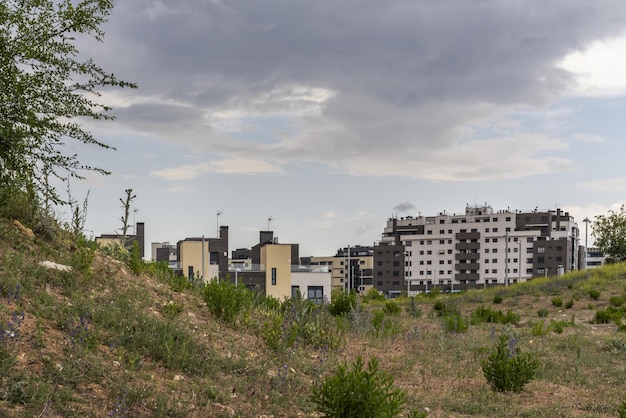 Небольшой участок городских жилых домов