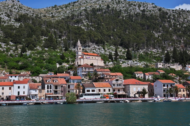 크로아티아 아드리아 해 연안에있는 작은 마