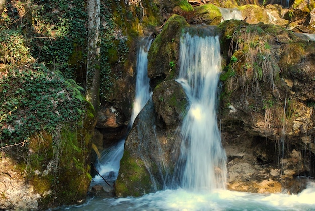 Photo small waterfall