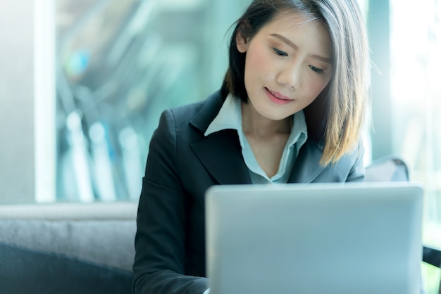 smart and beautiful business asian woman in suit 