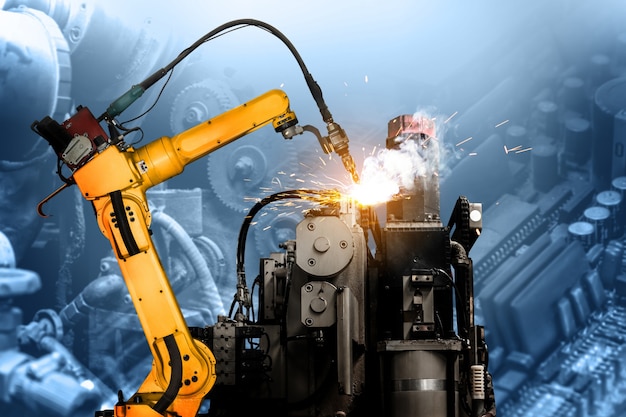 デジタル工場生産技術のためのスマート産業ロボットアーム