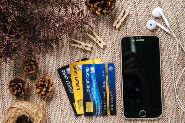 Smartphone en creditcard met achtergrond