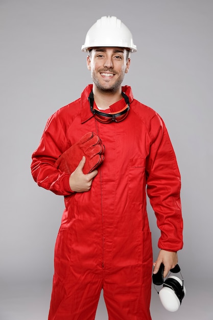 Smiley construction worker with helmet