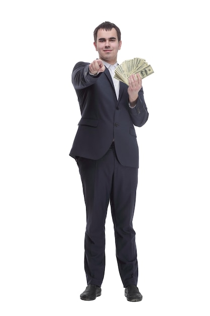 Улыбающийся бизнесмен в очках с долларовыми деньгами показывает большой палец вверх
