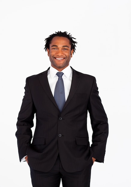 Photo smiling businessman looking at the camera