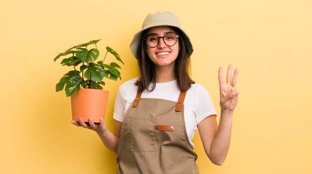 笑顔で親しみやすい3番目のショー