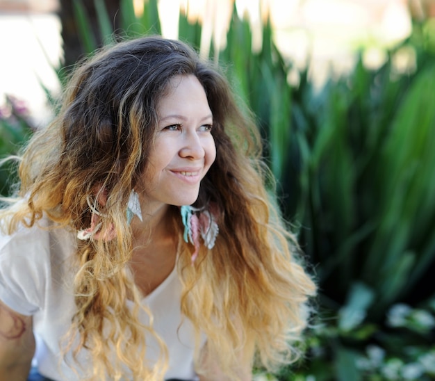 Smiling woman portrait, outdoors