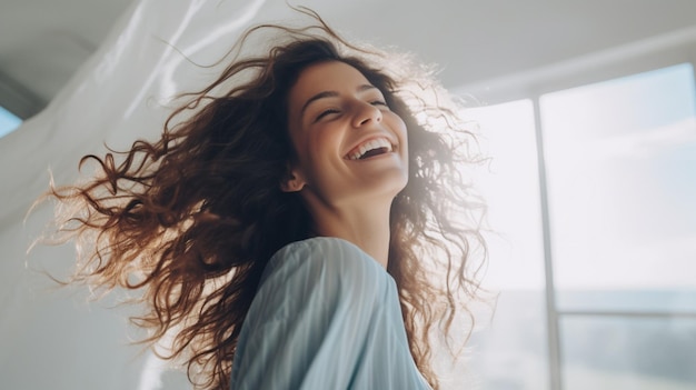 Photo smiling young woman exudes confidence happiness and careful