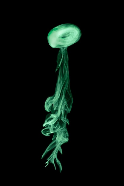 Photo smoke jellyfish medusa background for art design or pattern abstract colored smoke wavereal photo