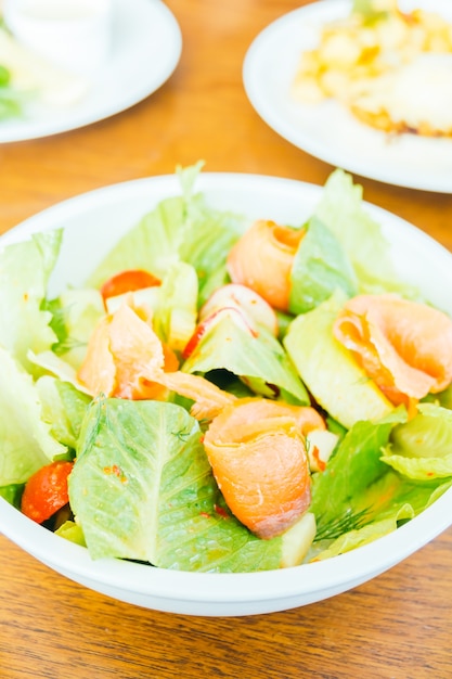 Smoked salmon with vegetable salad