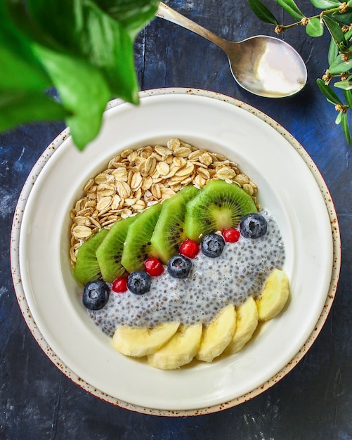 smoothie bowl, oatmeal, chia seeds and berries